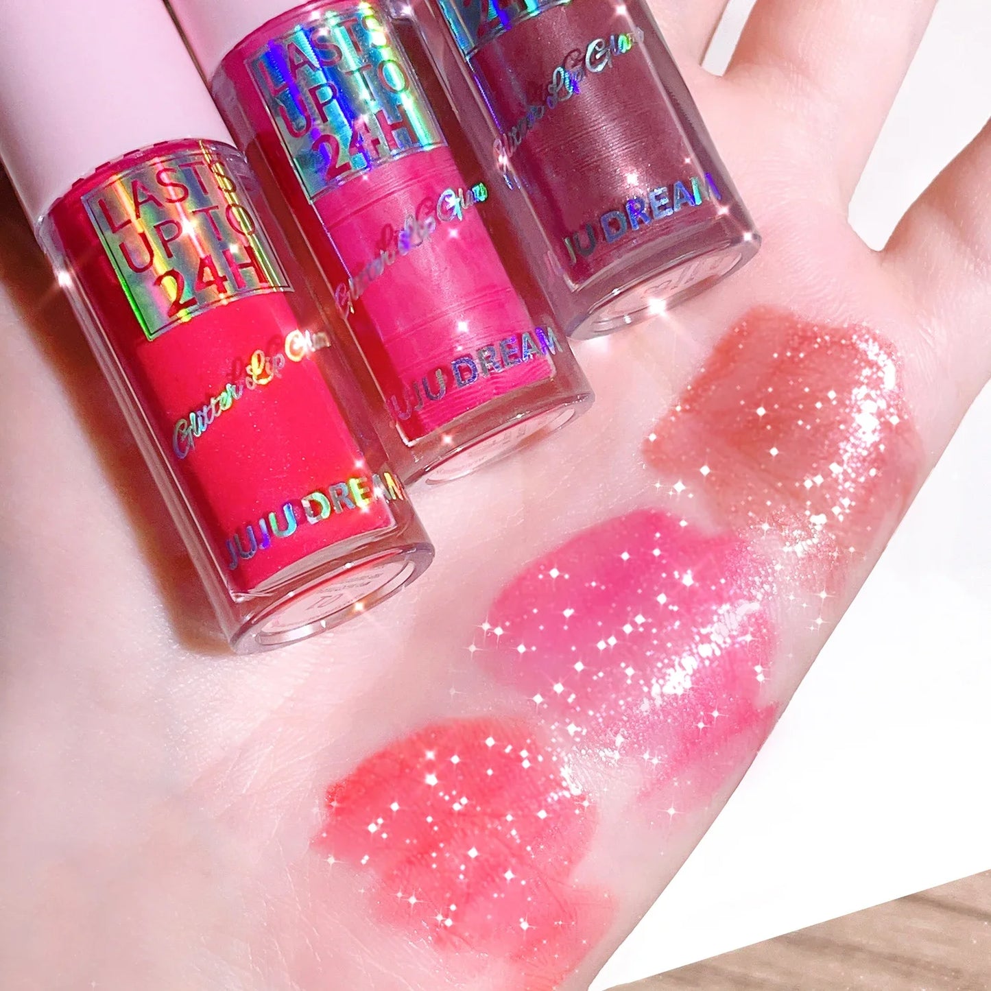 Long-Lasting Lip Gloss - Moisturizing, Lightweight & Sparkling Finish in Classic Red, Elegant Nude & Sweet Pink Shades